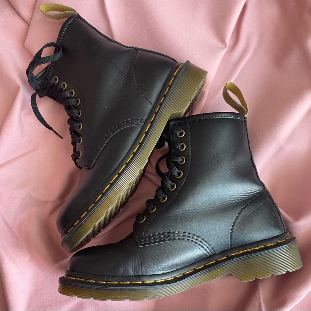 VEGAN DR MARTENS BOOTS